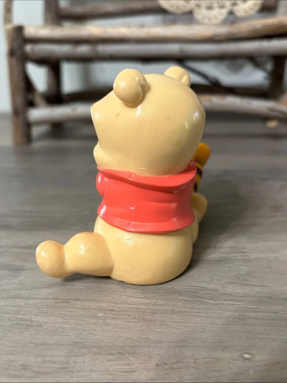 VTG Baby Tigger Hugging Pooh Bear Collectors Piece Disney Decopac Rubber Figure